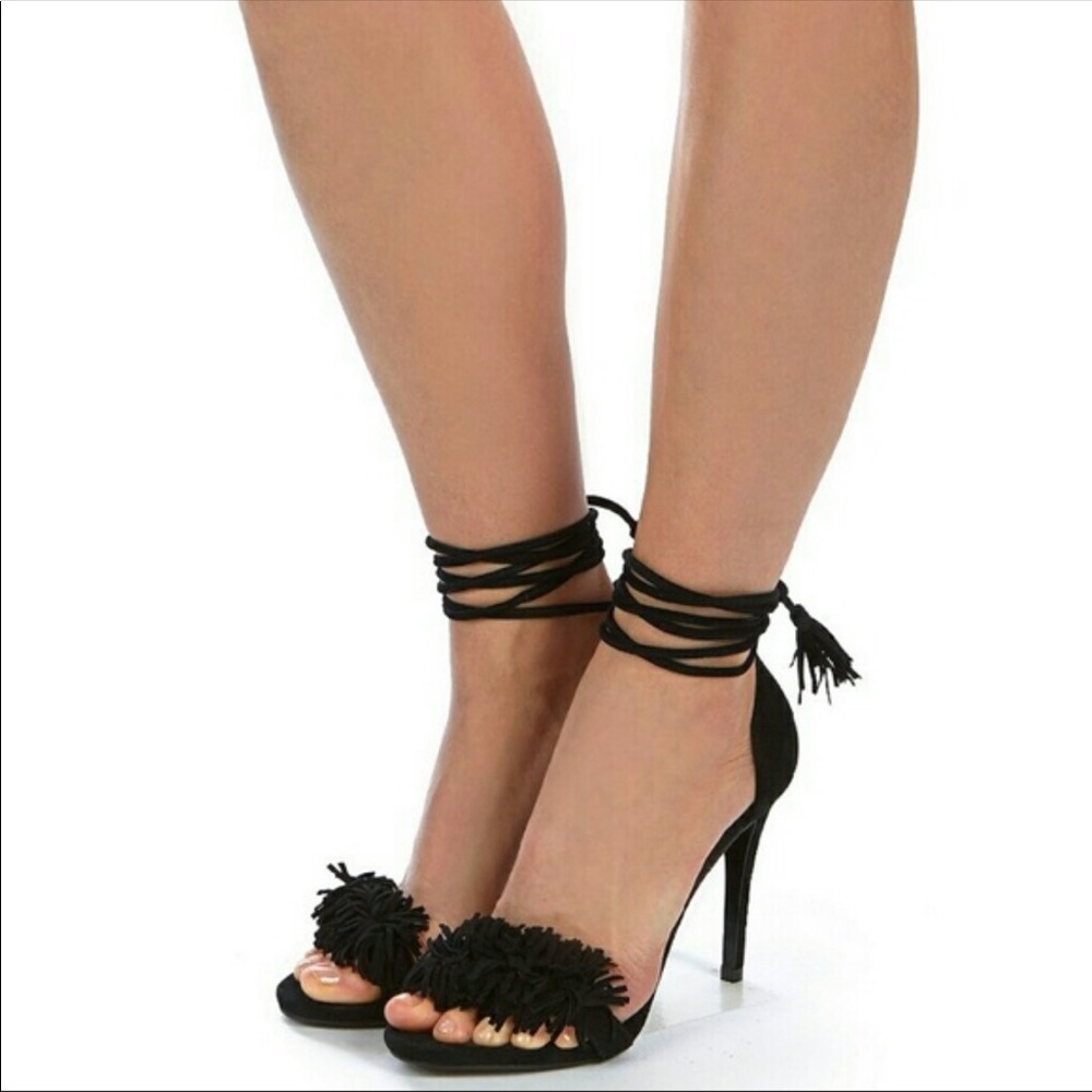 STEVE MADDEN SASSEY SUEDE LACE UP HEELS